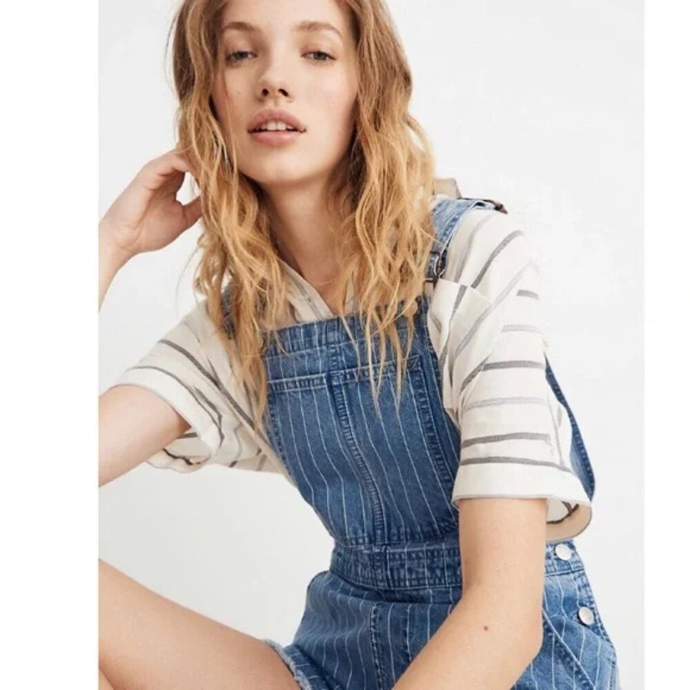 Madewell Pinyon Short overalls in Pinstripe, Size Small